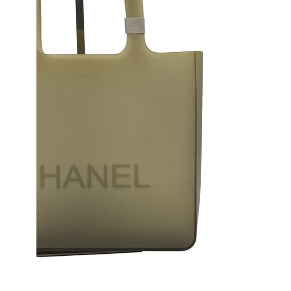 Chanel Jelly Rubbr Tote*Beige*AWESOME*EVERYDAY Chanel! - Picture 2 of 12